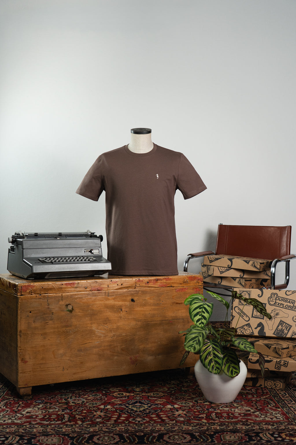 EXPLORER TEE BROWN