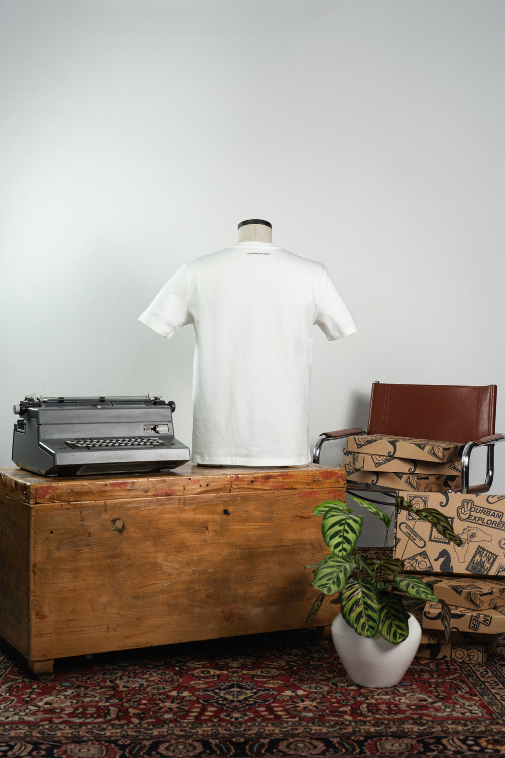EXPLORER TEE WHITE