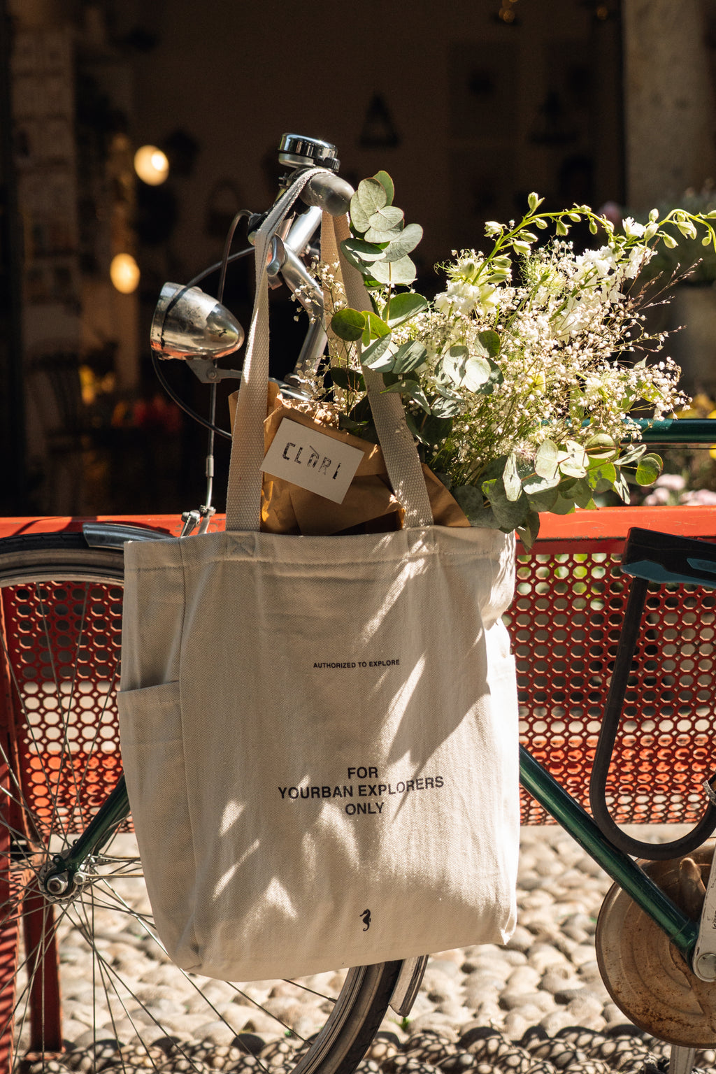 EXPLORER BAG